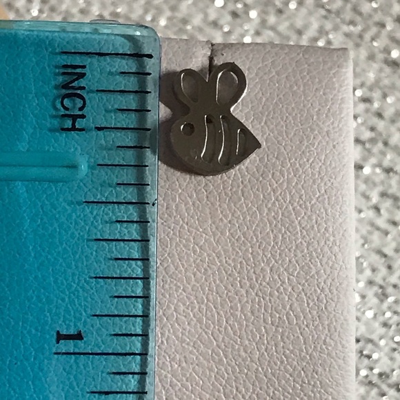 Stainless Steel Bees 🐝  Stud Earrings - Picture 4 of 4